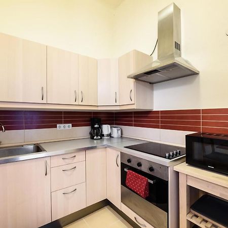 Arpa Flat Sunny Lägenhet Budapest Exteriör bild