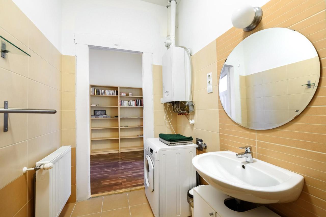 Arpa Flat Sunny Lägenhet Budapest Exteriör bild