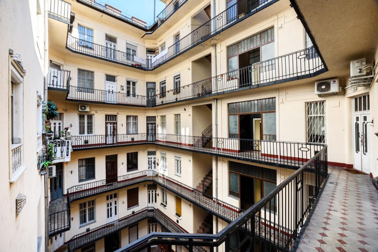 Arpa Flat Sunny Lägenhet Budapest Exteriör bild