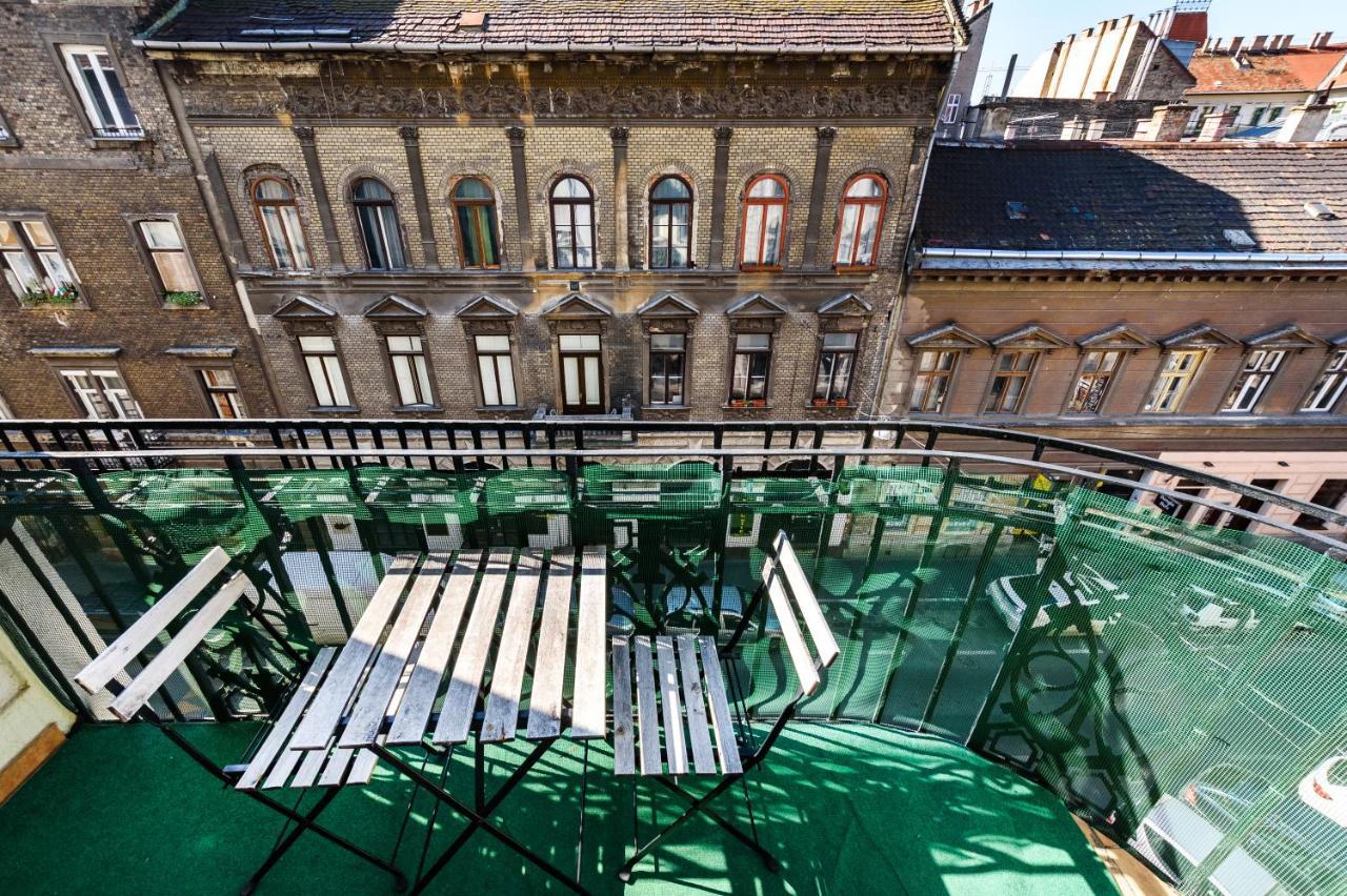 Arpa Flat Sunny Lägenhet Budapest Exteriör bild
